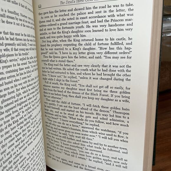 Grimm's Fairy Tales Leather Bound Hardcover Book Borders Classics 2001 - Picture 12 of 15